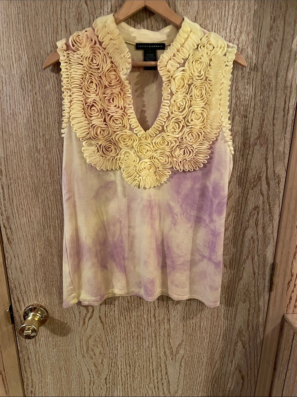 Grace Elements Yellow & Purple Lace-Trim Tie-Dye Roses Tank